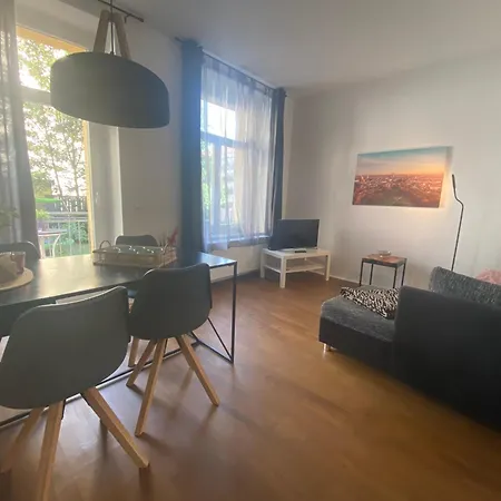 City Apartment Apartment *